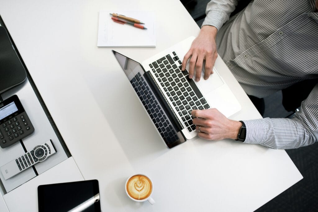 Czy można zmieniać zapisy w akcie notarialnym